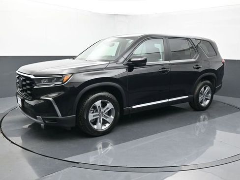 Used 2025 Honda Pilot EX-L image 1