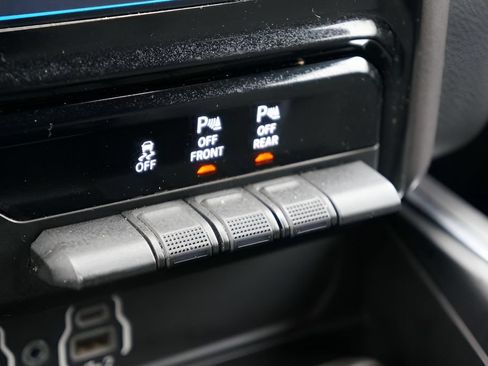 Used 2025 RAM 1500 Big Horn AWD/4WD image 27