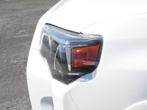 Certified 2024 Toyota 4Runner SR5 Premium image 15