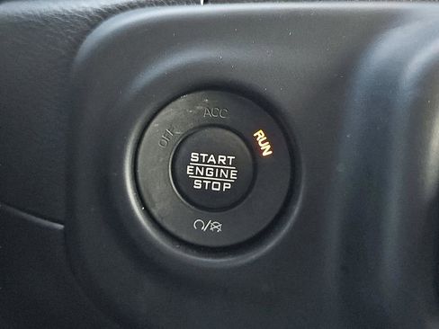 Certified 2021 Jeep Wrangler Sport image 37