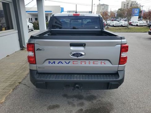 Used 2024 Ford Maverick Lariat image 9