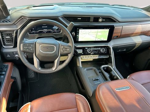 Used 2025 GMC Sierra 3500 Denali Ultimate AWD/4WD image 25