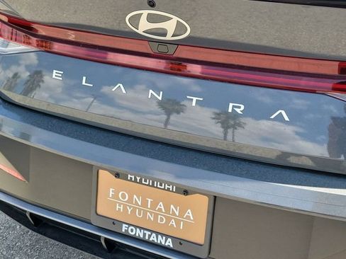 New 2026 Hyundai Elantra SEL Sport FWD image 29