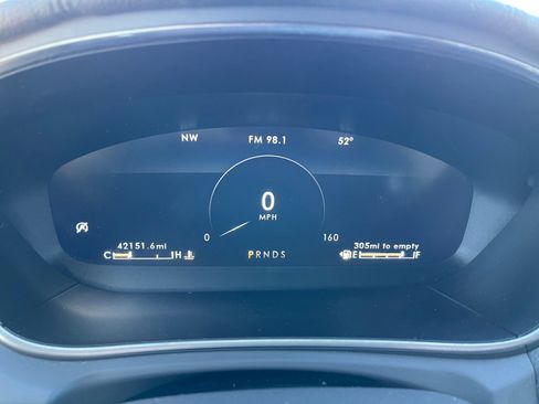 Used 2019 Lincoln Nautilus Reserve image 9