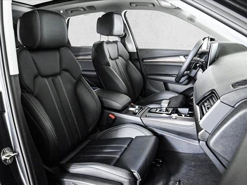 Certified 2024 Audi Q5 e Prestige image 22