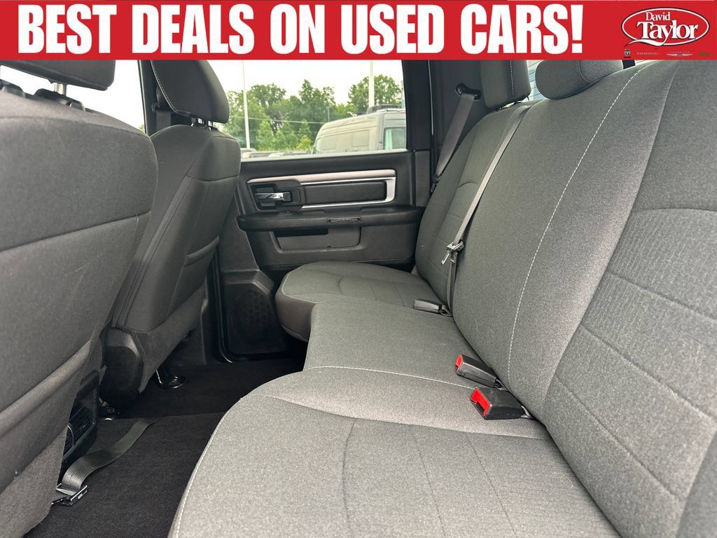 Used 2024 RAM 1500 Warlock AWD/4WD image 19