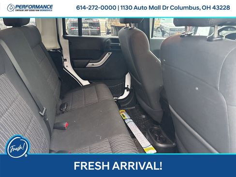 Used 2012 Jeep Wrangler Unlimited Sahara w/ Dual Top Group image 17