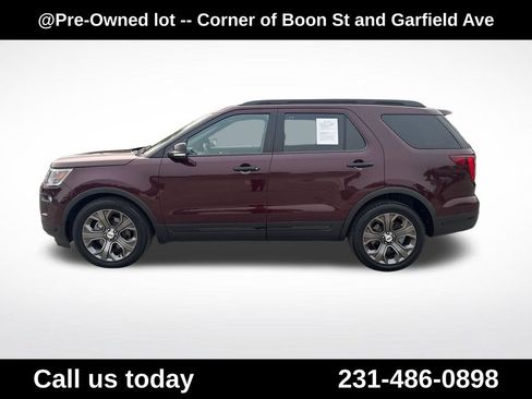 Used 2018 Ford Explorer Sport w/ Equipment Group 401A AWD/4WD image 2