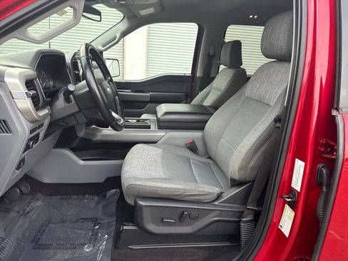 Used 2022 Ford F150 XLT w/ Equipment Group 302A High AWD/4WD image 9