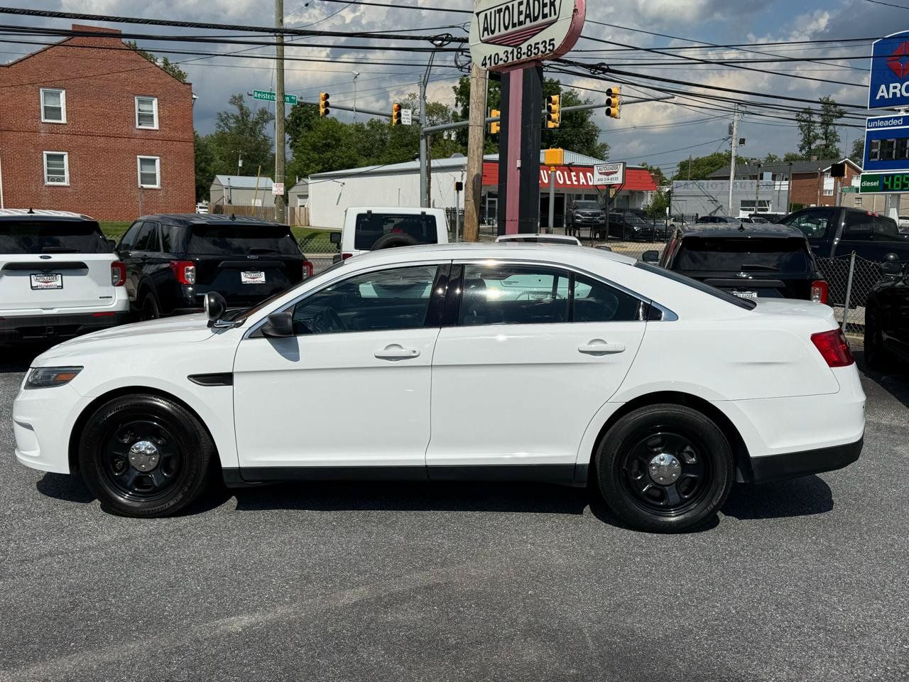 Used 2018 Ford Taurus Police Interceptor w/ Ready For The Road Package FWD image 9