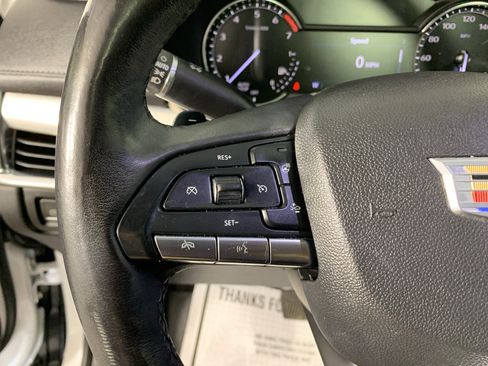 Used 2020 Cadillac XT4 Premium Luxury w/ Enhanced Visibility Package AWD/4WD image 18