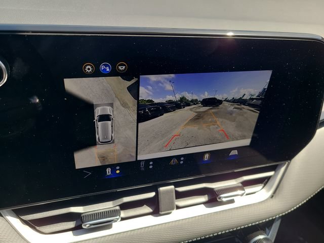 New 2026 Chevrolet Equinox LT w/ Safety and Technology Package FWD image 29