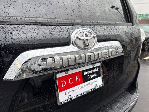 Used 2023 Toyota 4Runner Limited image 8