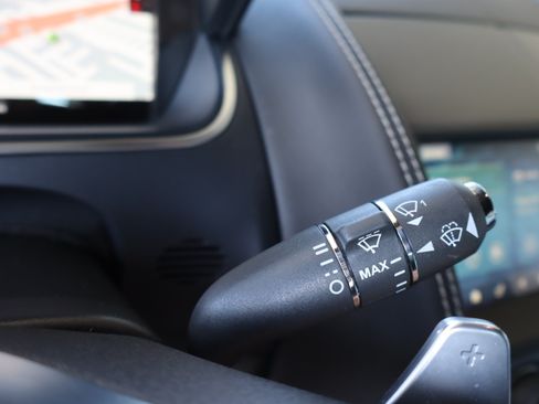 Used 2023 Jaguar F-TYPE R AWD/4WD image 21
