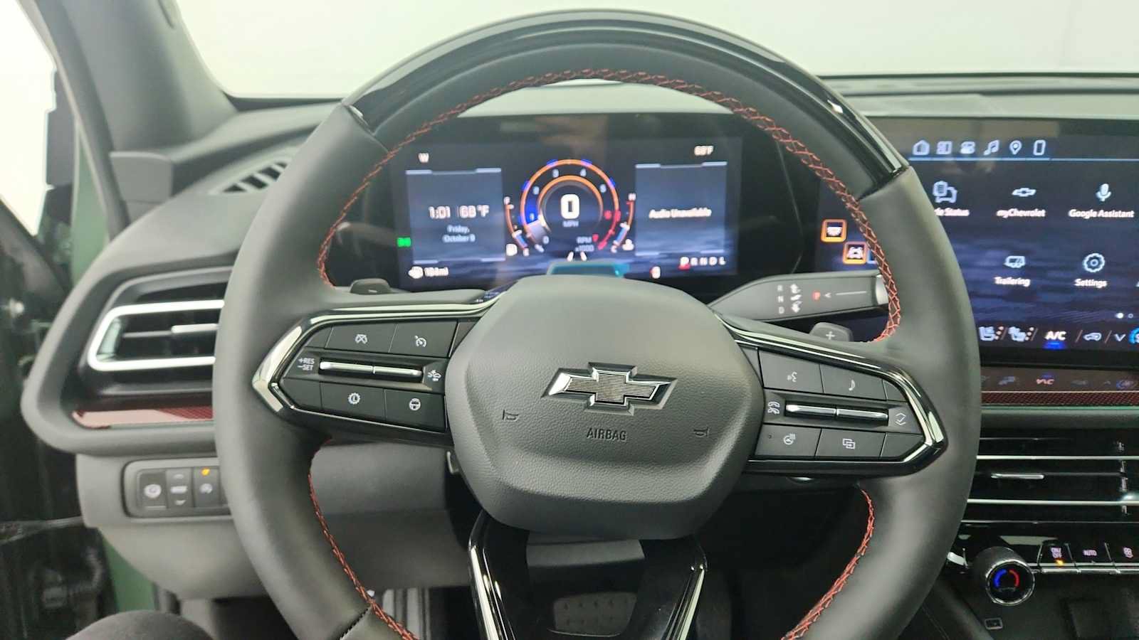New 2027 Chevrolet Traverse RS FWD image 17