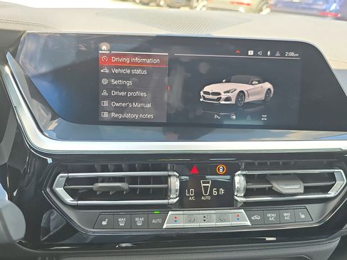 Used 2025 BMW Z4 sDrive30i RWD image 16