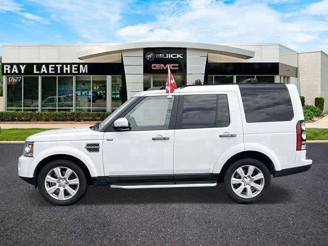 Used 2016 Land Rover LR4 HSE AWD/4WD image 2