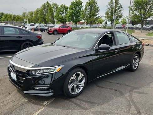 Certified 2018 Honda Accord EX image 3