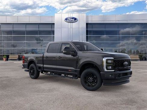 New 2026 Ford F250 Lariat w/ Black Appearance Package AWD/4WD image 9