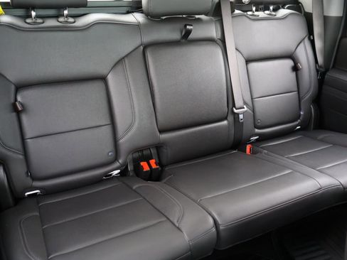 Used 2025 Chevrolet Silverado 2500 LT w/ Trail Boss Package image 19