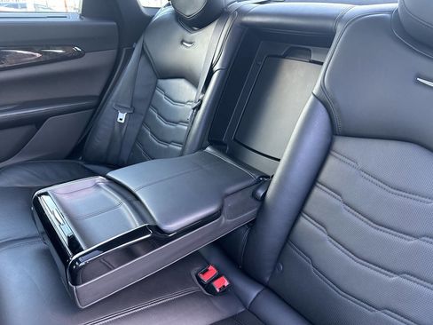 Used 2018 Cadillac CT6 Luxury image 38