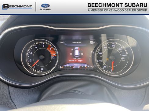 Used 2020 Jeep Cherokee Trailhawk image 11