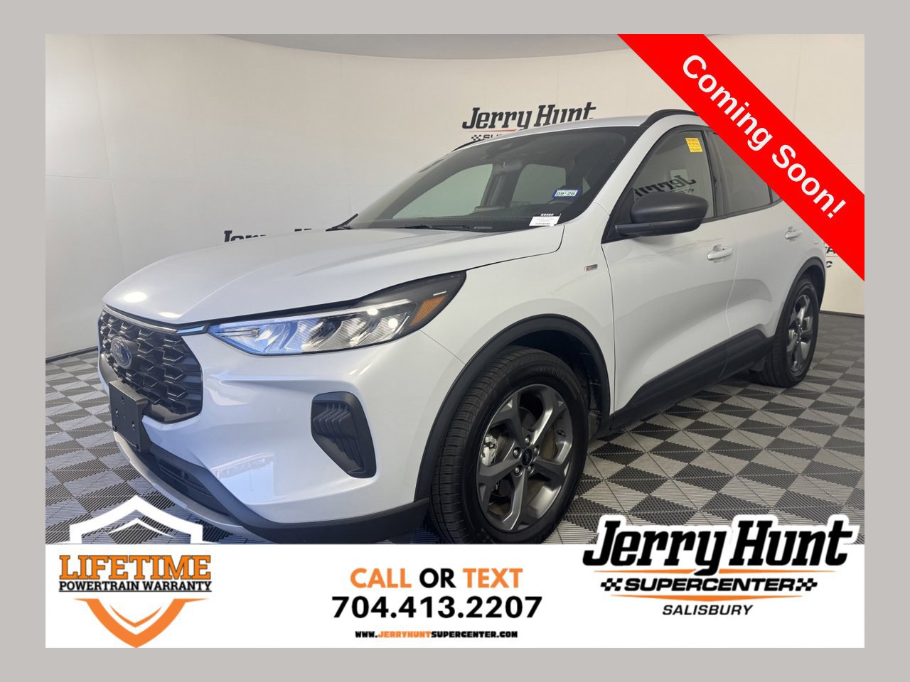 Used 2025 Ford Escape ST-Line FWD image 1