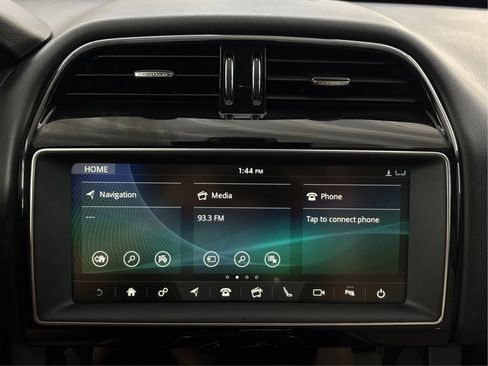 Used 2019 Jaguar F-PACE Premium AWD/4WD image 19