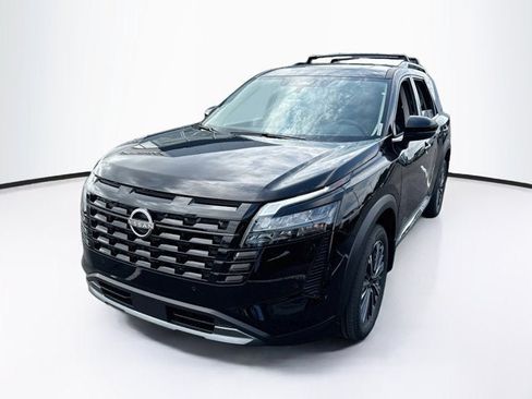 New 2026 Nissan Pathfinder Platinum AWD/4WD image 1
