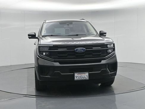 Used 2025 Ford Expedition Active image 30