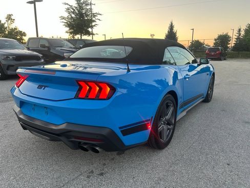 Used 2025 Ford Mustang GT Premium RWD image 6