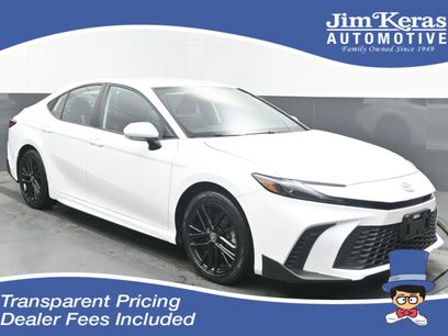 Used 2025 Toyota Camry SE