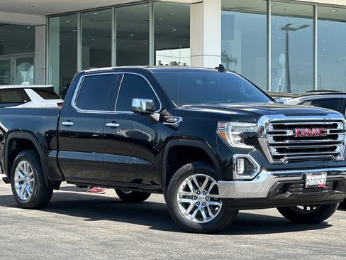 Used 2019 GMC Sierra 1500 SLT w/ SLT Premium Package image 2