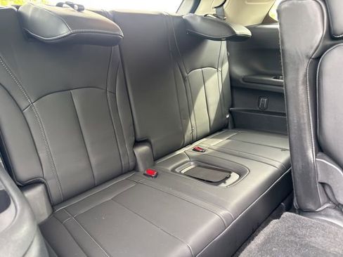 Used 2024 INFINITI QX60 Luxe image 12