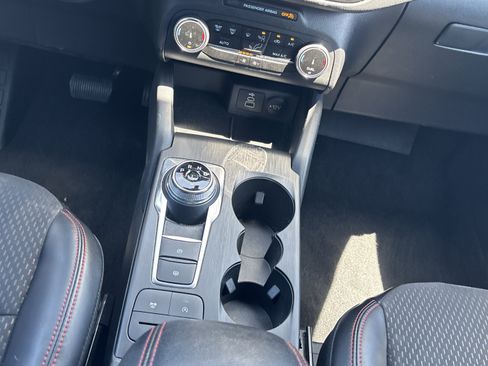 Used 2025 Ford Escape ST-Line AWD/4WD image 21