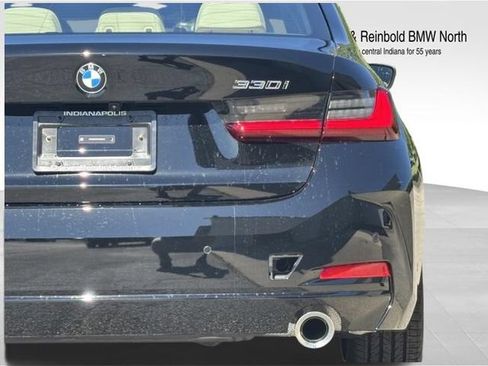 New 2026 BMW 330i xDrive Sedan w/ Premium Package AWD/4WD image 5