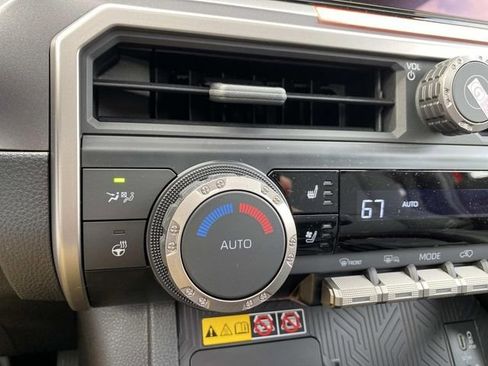 New 2026 Toyota 4Runner 4WD image 13