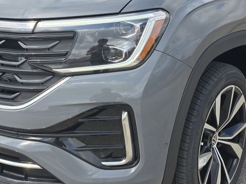 New 2026 Volkswagen Atlas Cross Sport SEL Premium R-Line AWD/4WD image 6