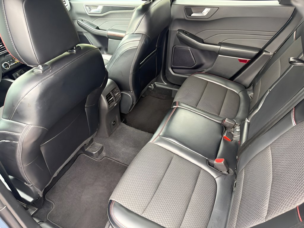 Used 2024 Ford Escape ST-Line AWD/4WD image 14