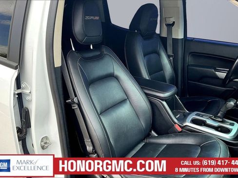 Used 2019 Chevrolet Colorado ZR2 w/ ZR2 Dusk Special Edition AWD/4WD image 30