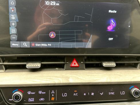 Used 2023 Kia Sportage X-Line w/ X-Line Premium Package AWD/4WD image 15