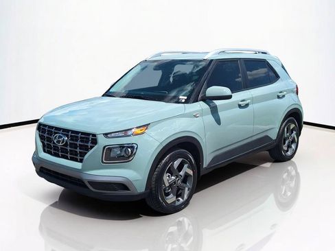 New 2026 Hyundai Venue SEL FWD image 9