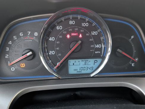 Used 2015 Toyota RAV4 Limited AWD/4WD image 9