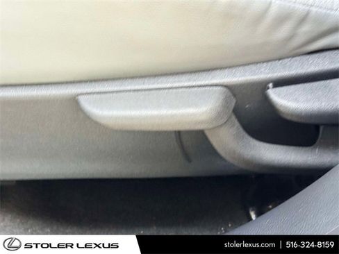 Used 2023 Nissan Kicks SR w/ SR Premium Package image 22