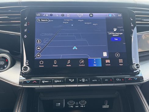 Used 2023 Jeep Grand Wagoneer Series III image 12