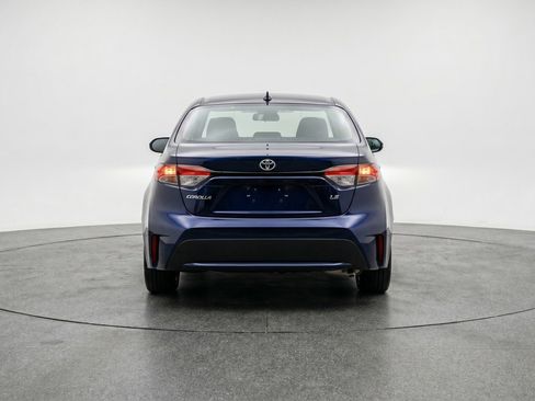 Used 2025 Toyota Corolla LE FWD image 7