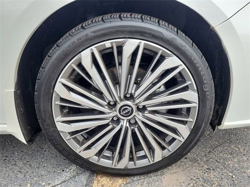 Certified 2023 Nissan Altima 2.5 SL image 19