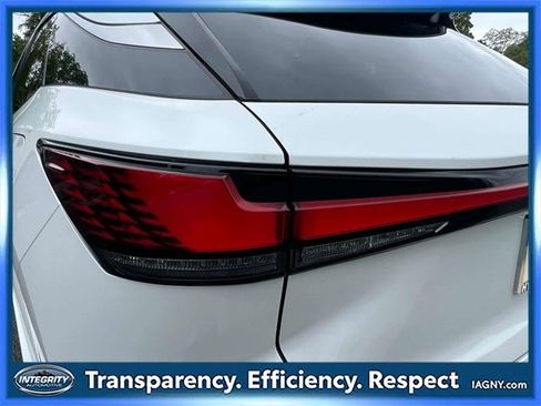 Used 2023 Lexus RX 350 AWD image 12