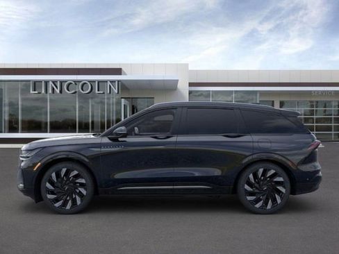 New 2024 Lincoln Nautilus Reserve w/ Equipment Group 202A AWD/4WD image 3
