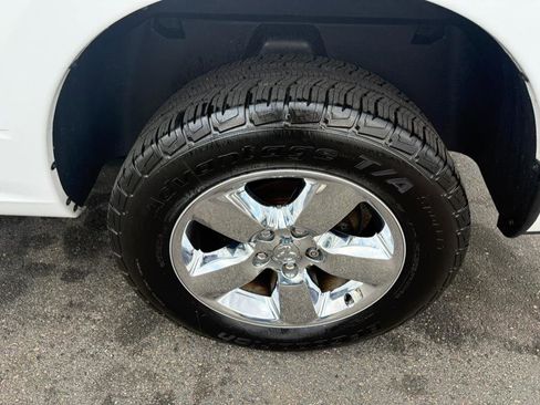 Used 2019 RAM 1500 Express w/ Express Value Package image 5